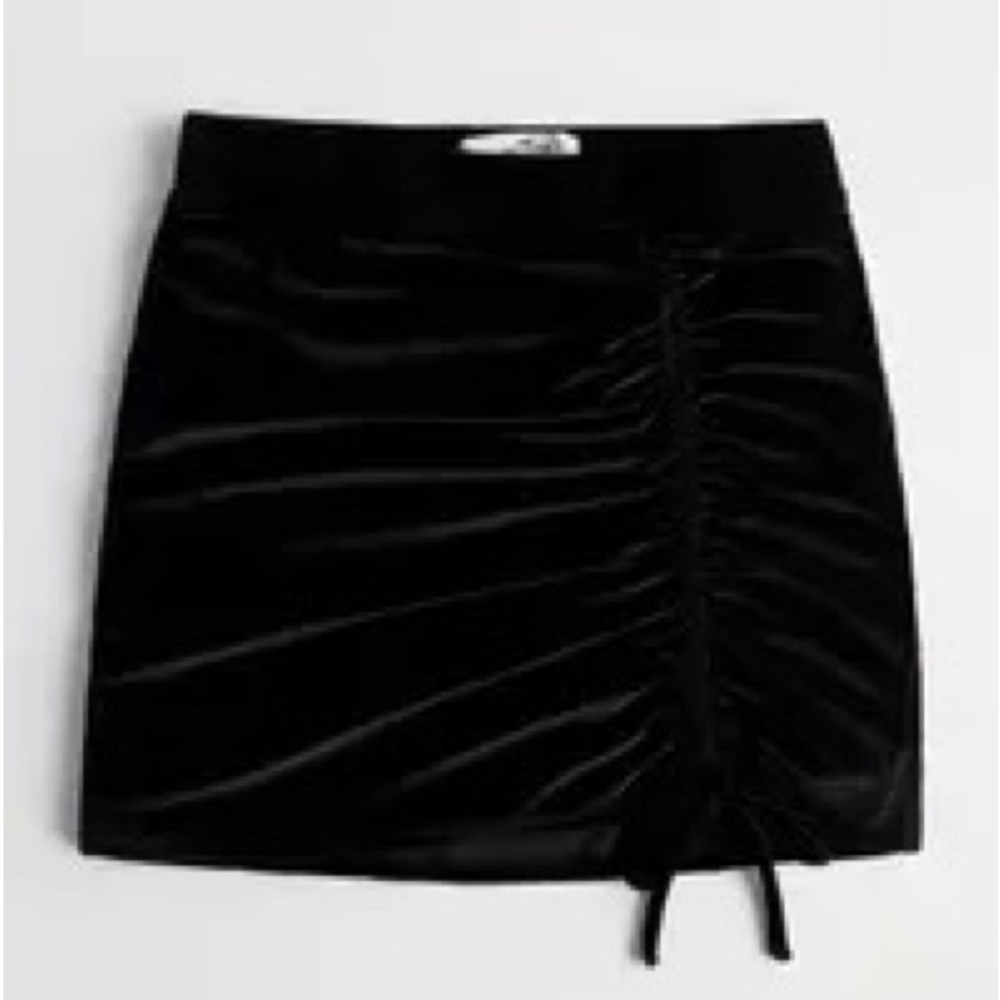 Ultra High-Rise Cinched Velvet Mini Ski